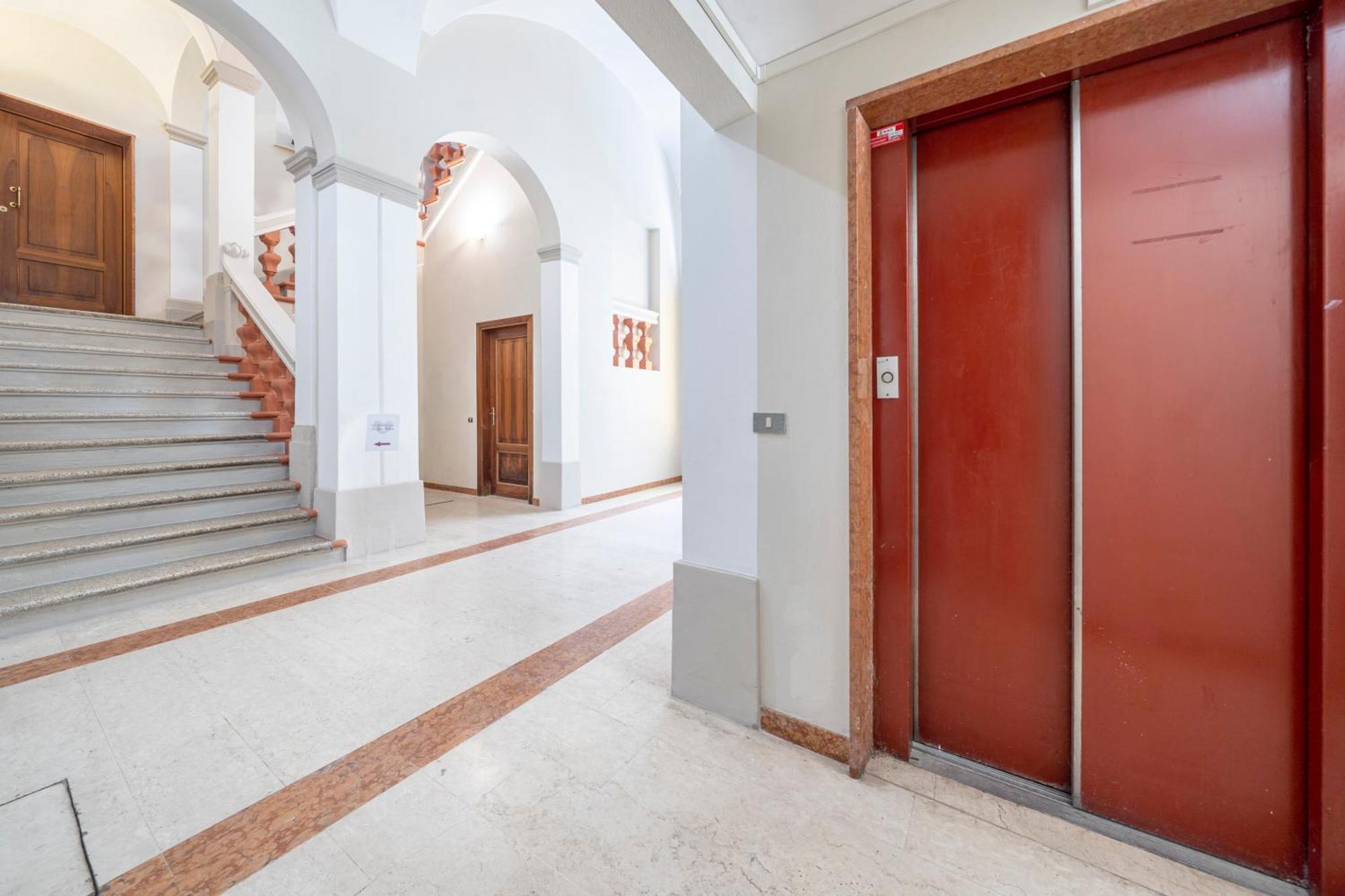 Via Emilia Centro - Stupendo Appartamento A Modena Exterior foto